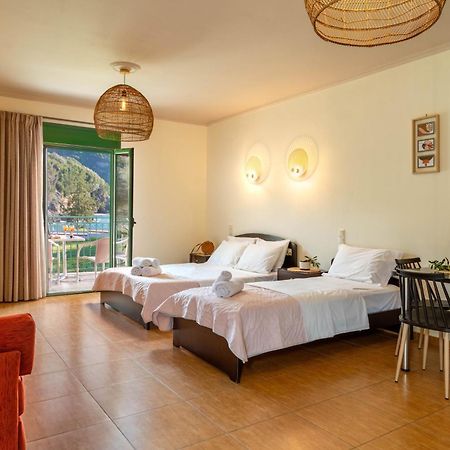 Aiora Suites Сивота Экстерьер фото
