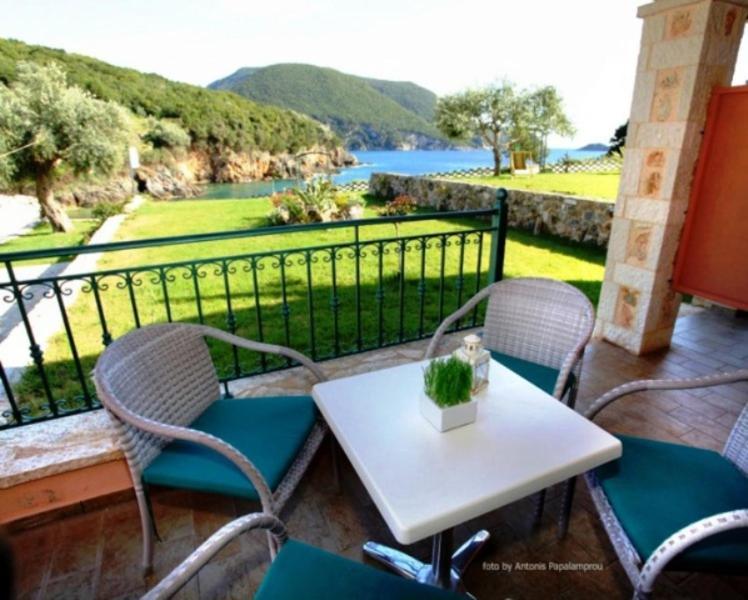 Aiora Suites Сивота Экстерьер фото