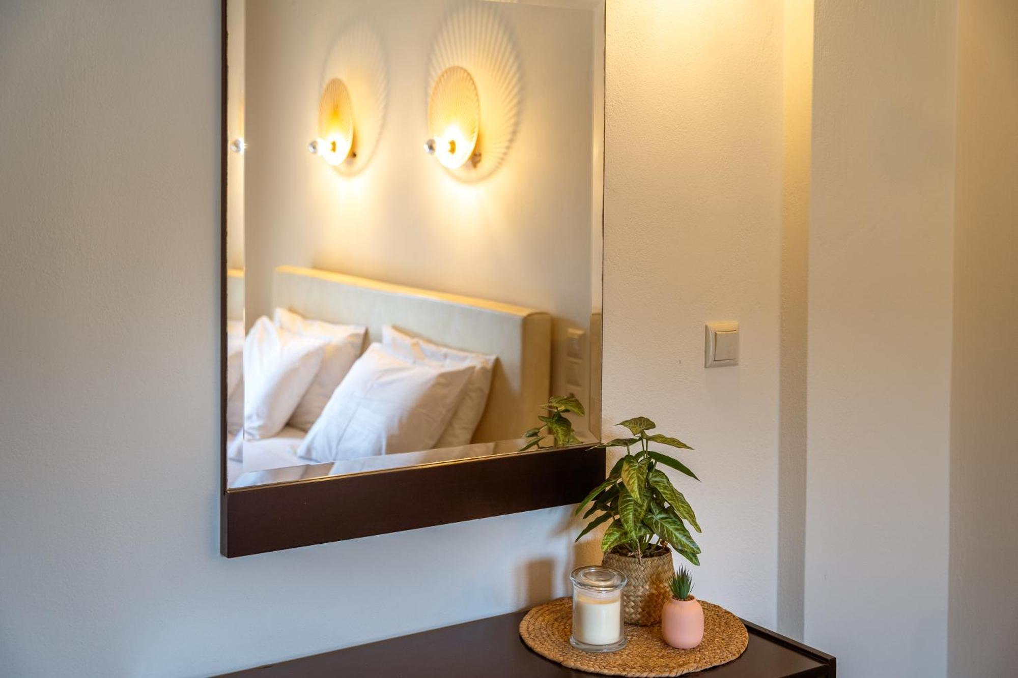Aiora Suites Сивота Экстерьер фото