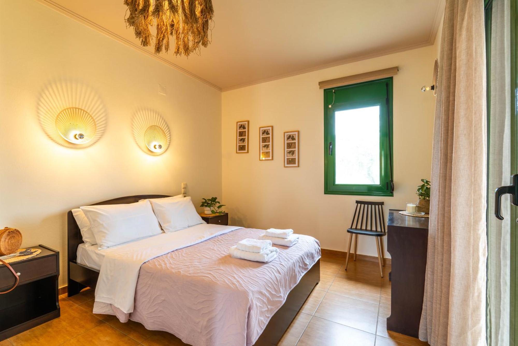 Aiora Suites Сивота Экстерьер фото